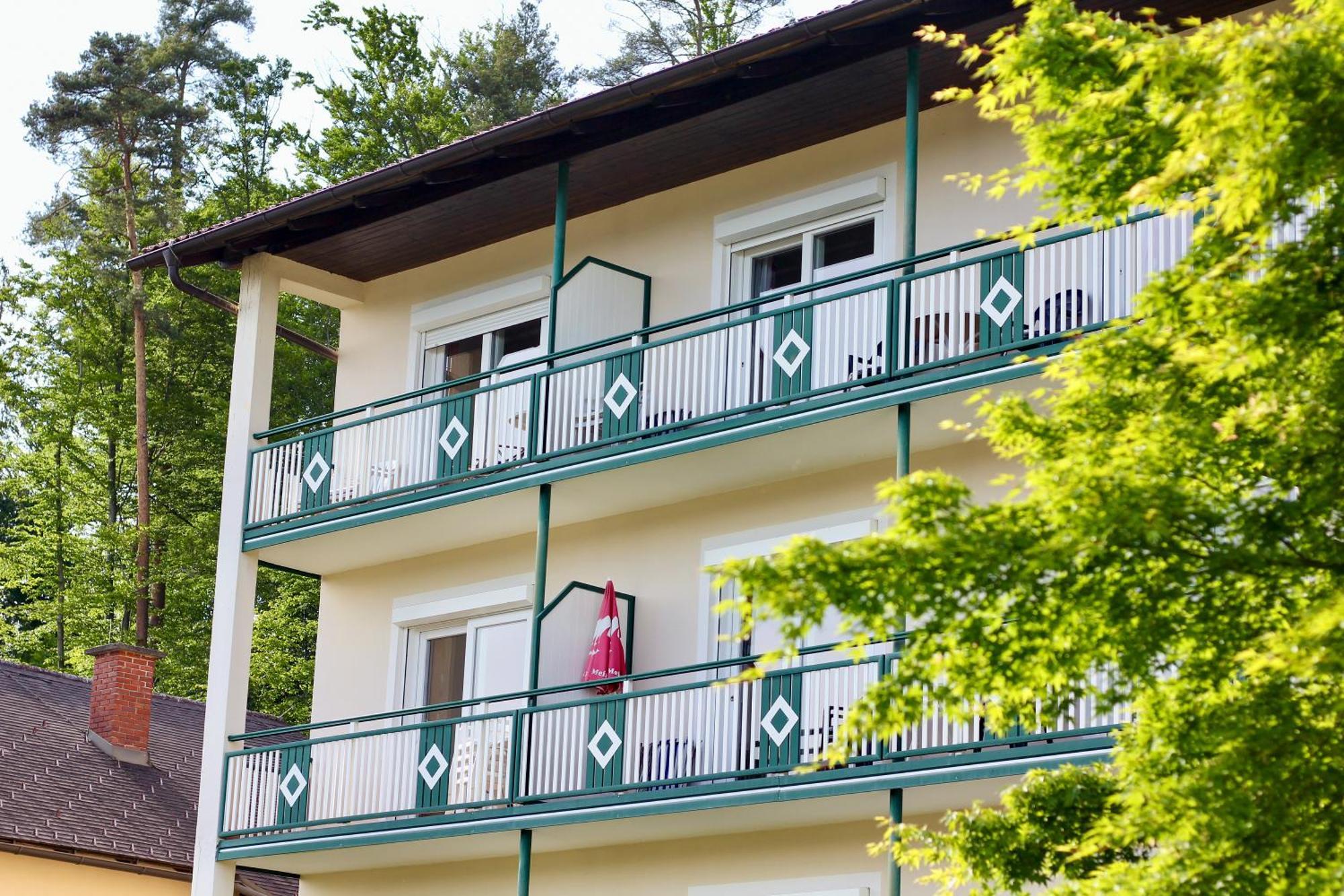 Self-Check In Apartmenthotel Seeglueck Pörtschach am Wörthersee Zewnętrze zdjęcie