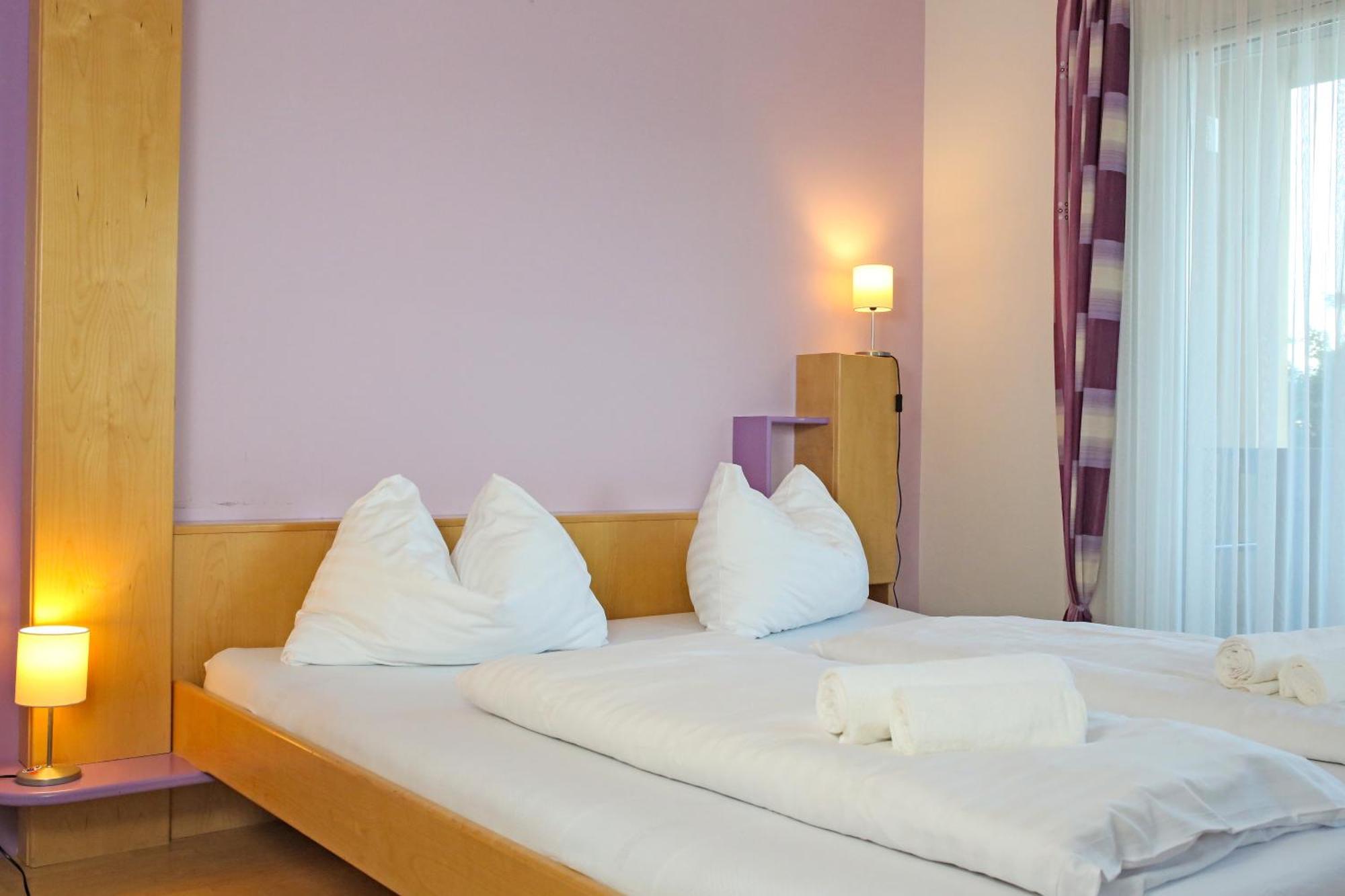 Self-Check In Apartmenthotel Seeglueck Pörtschach am Wörthersee Zewnętrze zdjęcie