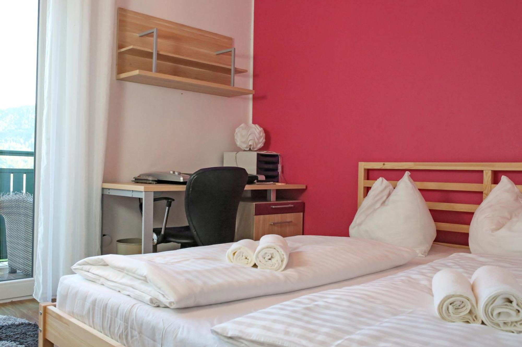 Self-Check In Apartmenthotel Seeglueck Pörtschach am Wörthersee Zewnętrze zdjęcie